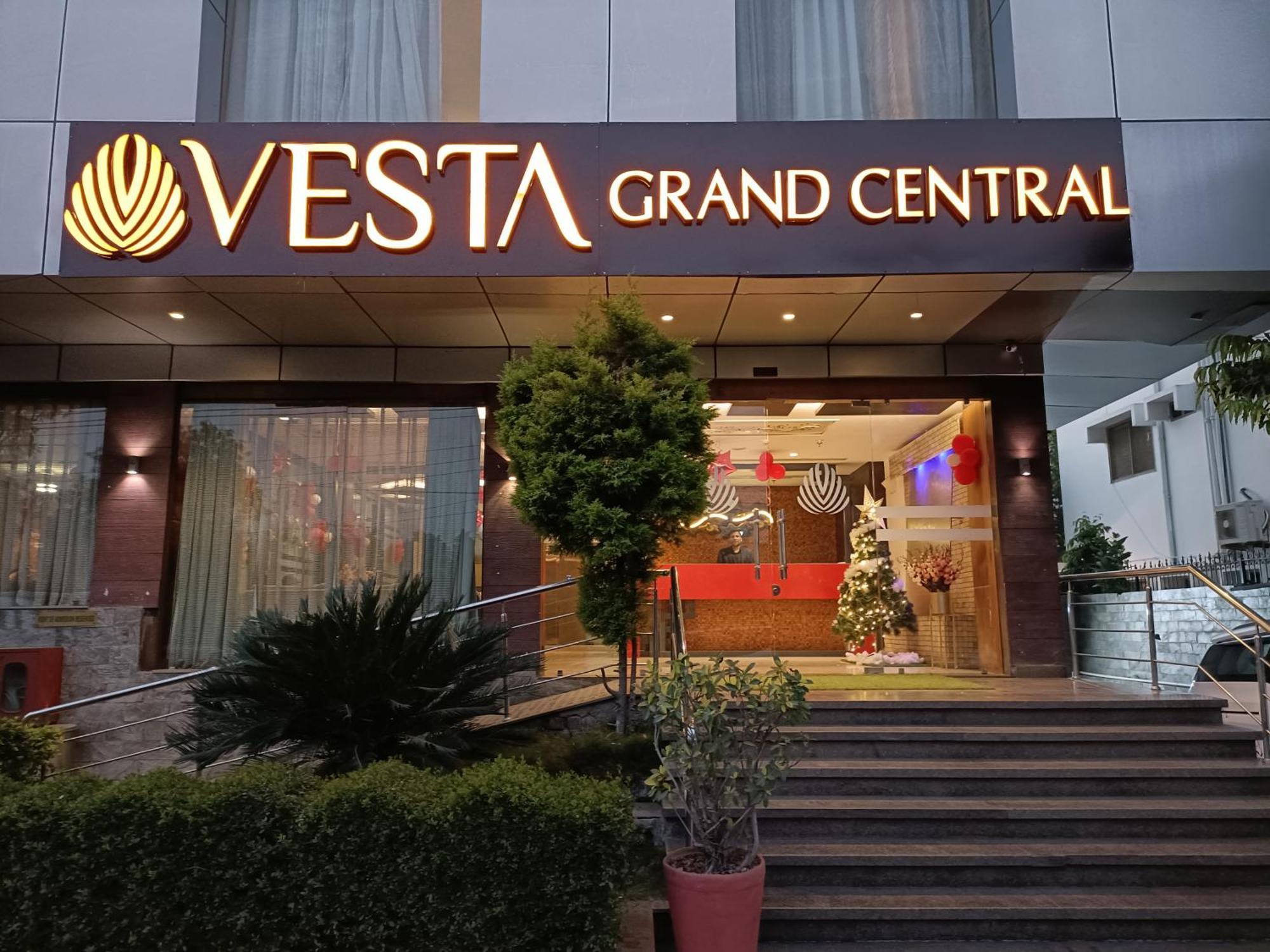 Vesta Grand Central אודייפור מראה חיצוני תמונה